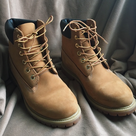 Timberland Boots - Picture 2 of 8